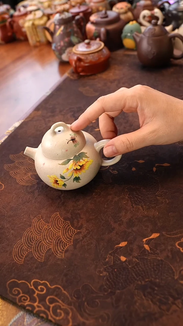 茶壶紫砂向阳而生壶