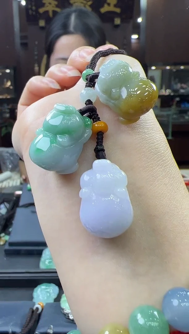 【闪购商品】翡翠挂件未镶嵌猪猪包挂