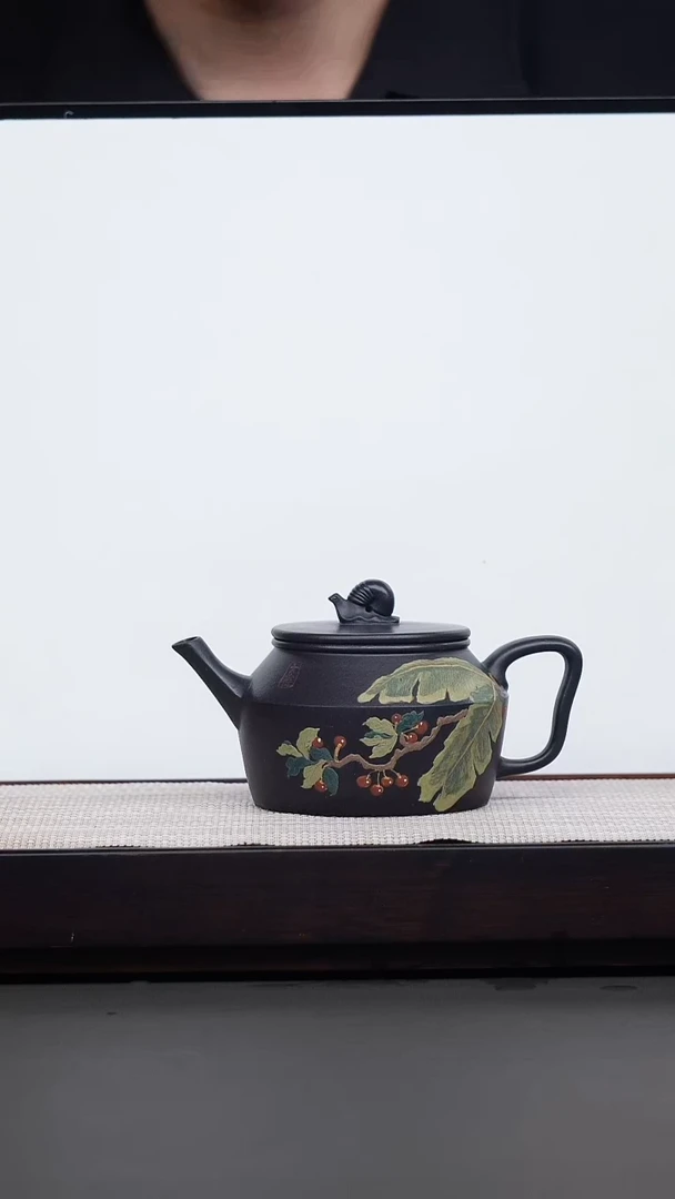 茶壶紫砂黑泥泥绘漫步人生