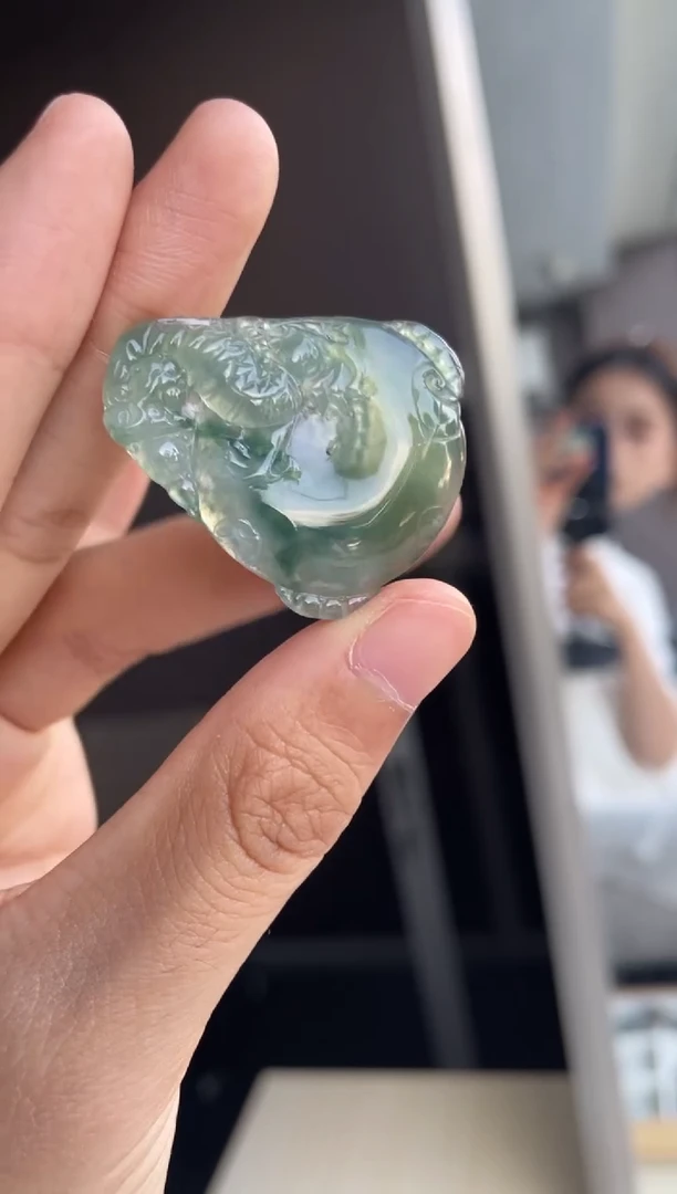 吊坠(不含链)未镶嵌翡翠天然缅甸A货翡翠