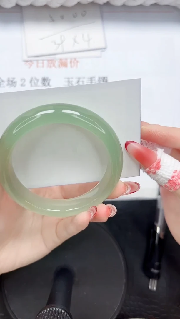 石英质玉手镯未镶嵌117-58