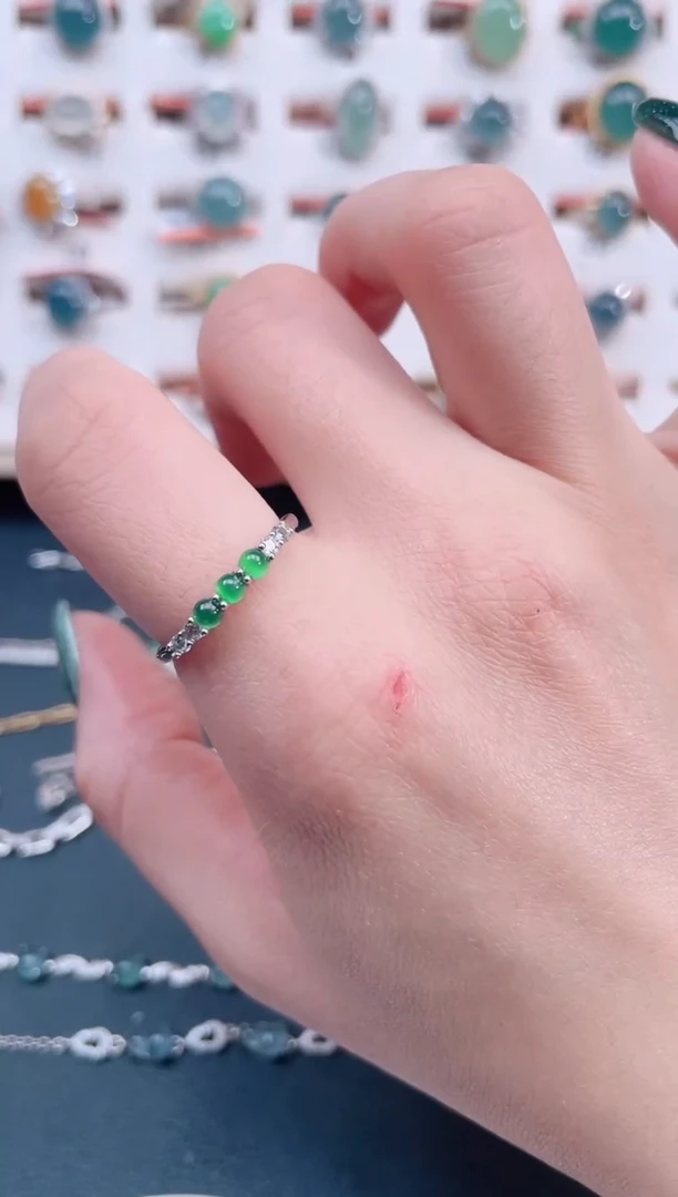 银S925镶嵌戒指翡翠天然翡翠