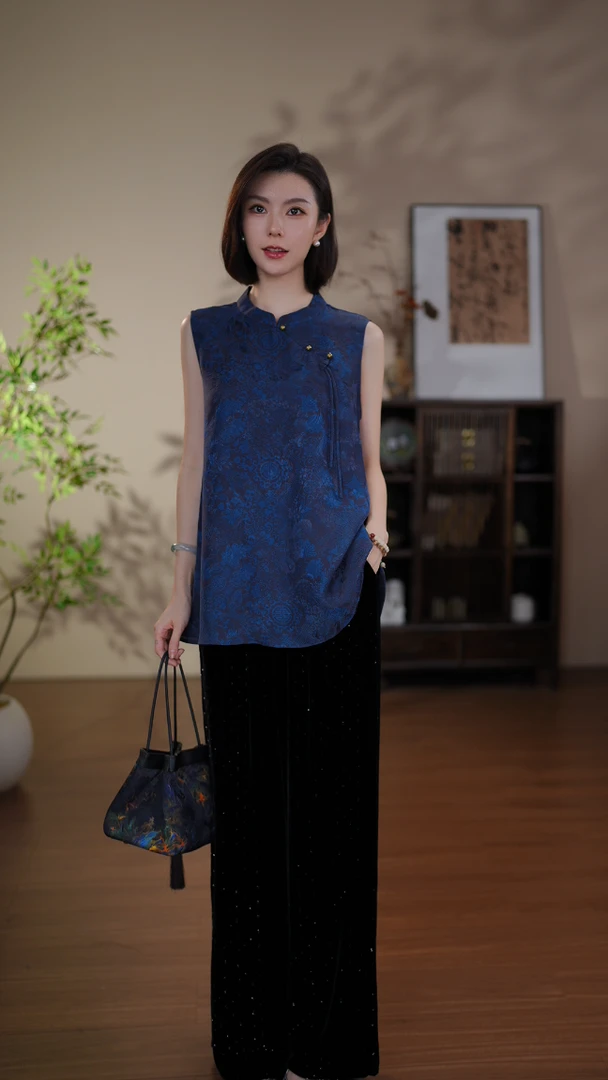 GONG QUE【生生不息】新中式桑蚕丝香云纱圆领无袖背心上衣 3233