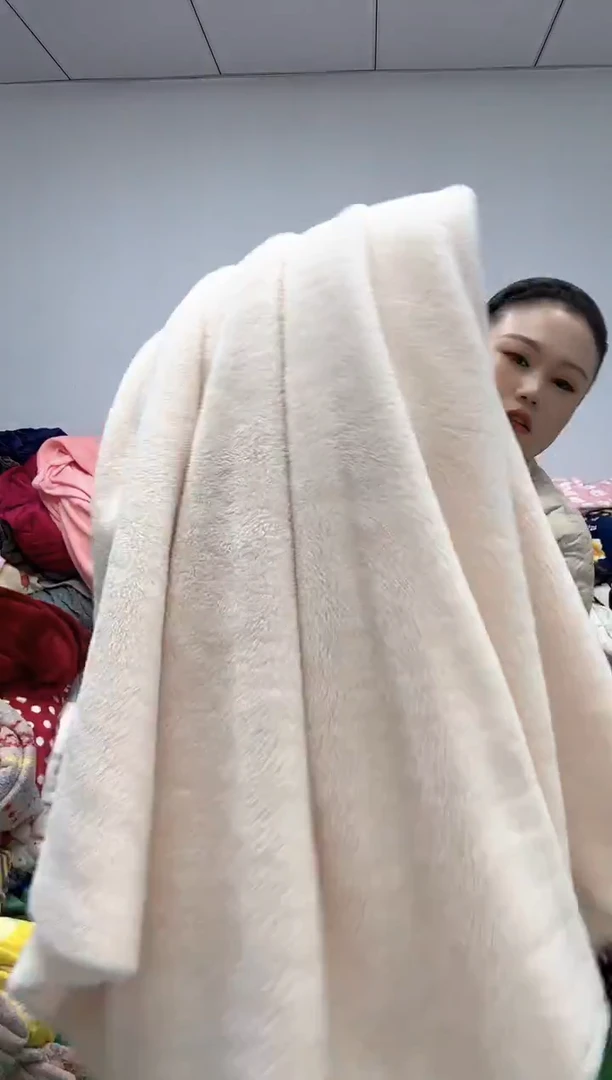 法兰绒2.4X1.6左右以主播所说为准