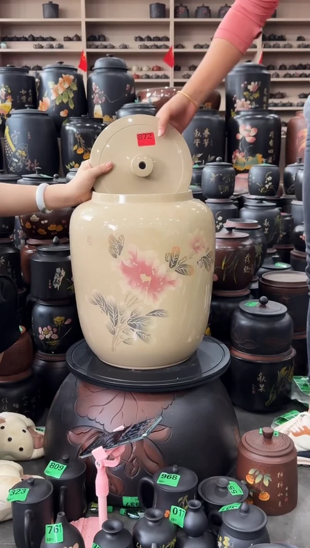 罐瑕疵水缸20升白泥 872