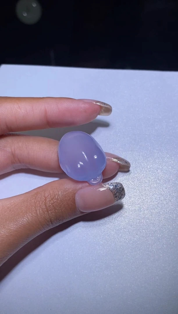 未镶嵌颈饰玛瑙/玉髓三足金蝉