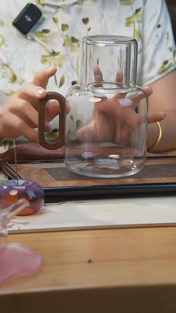 大号木把玻璃凉水壶1.5升