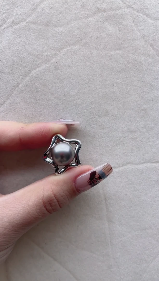 【闪购商品】海水珍珠吊坠银S925镶嵌39