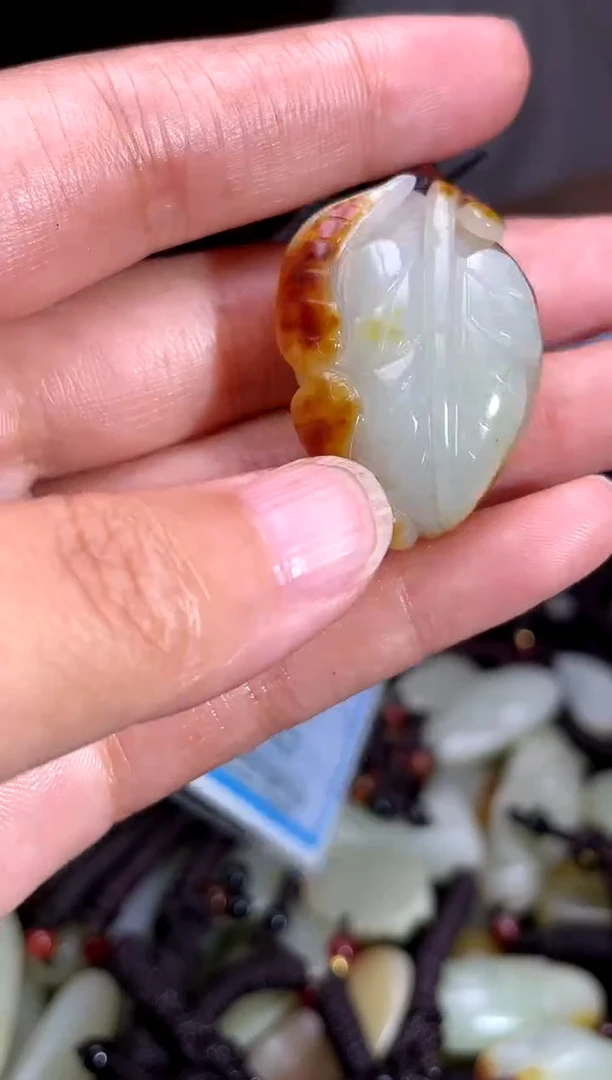 和田玉未镶嵌挂件1