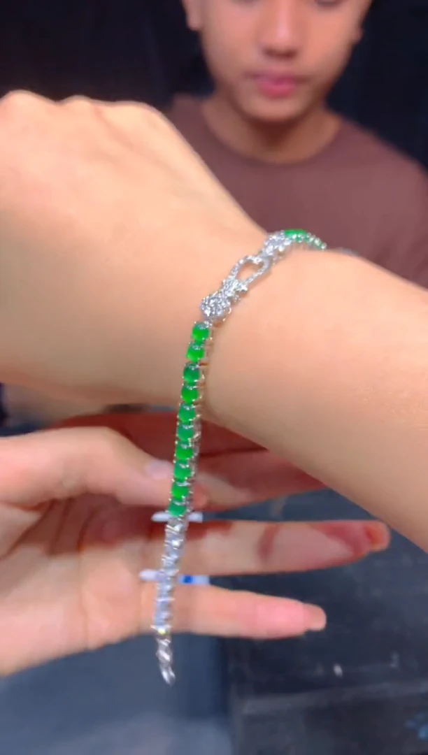 【闪购商品】定制翡翠未镶嵌129多样性发货（发其一）