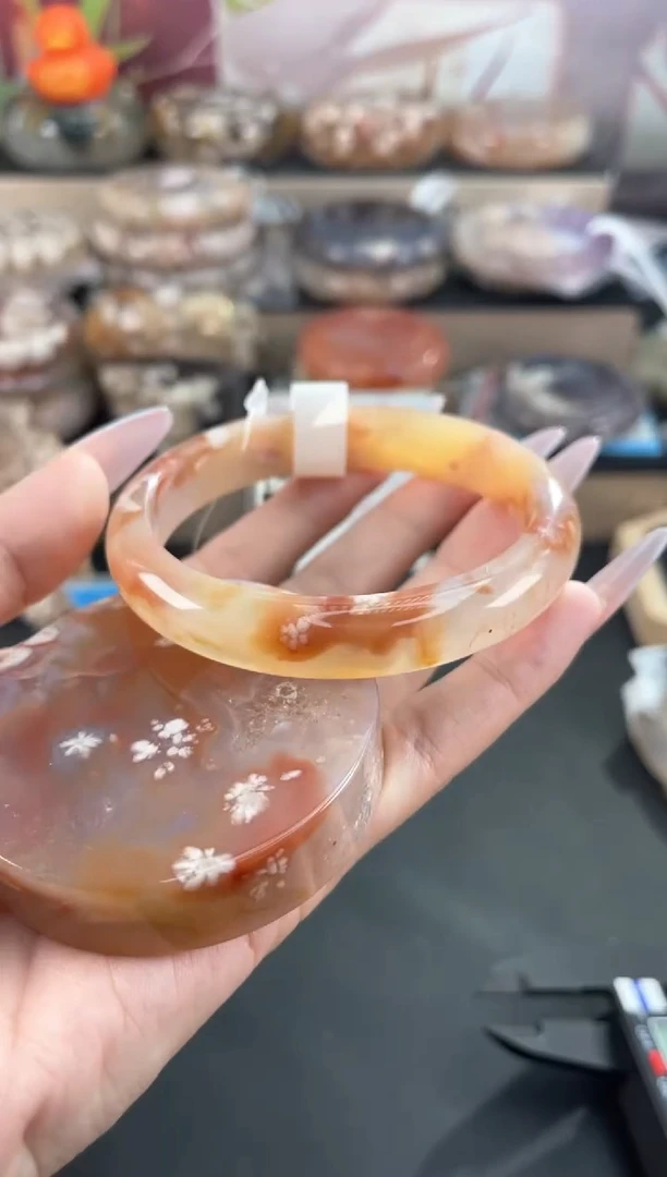 未镶嵌手镯石英质玉天然樱花玛瑙手镯63