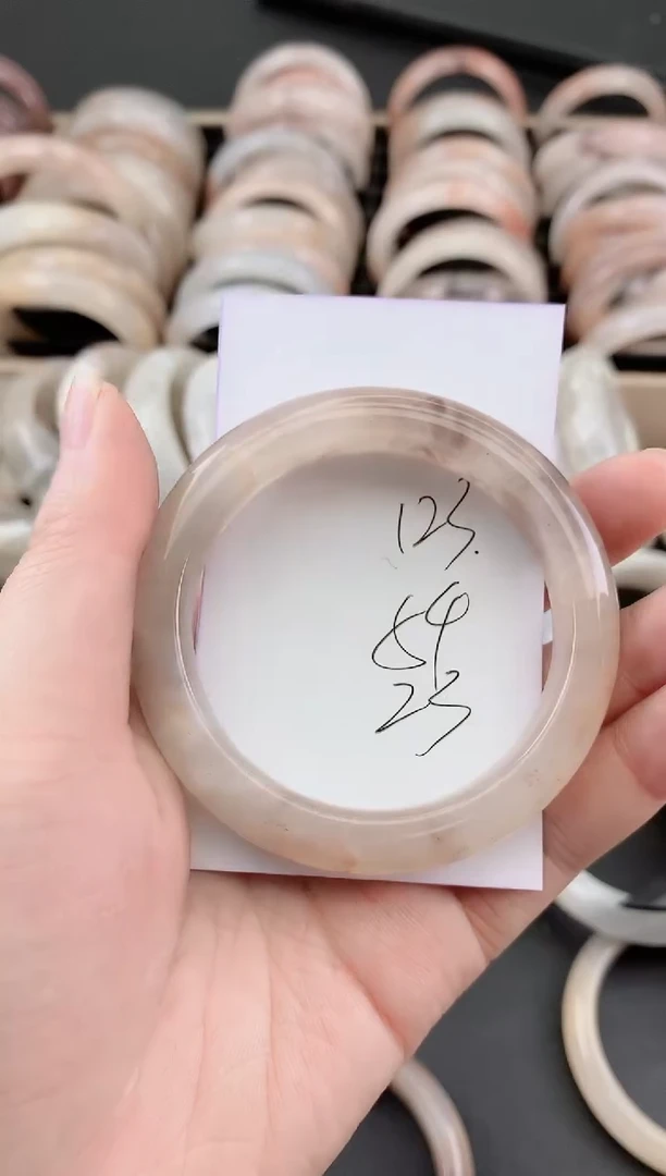 未镶嵌手镯石英质玉123