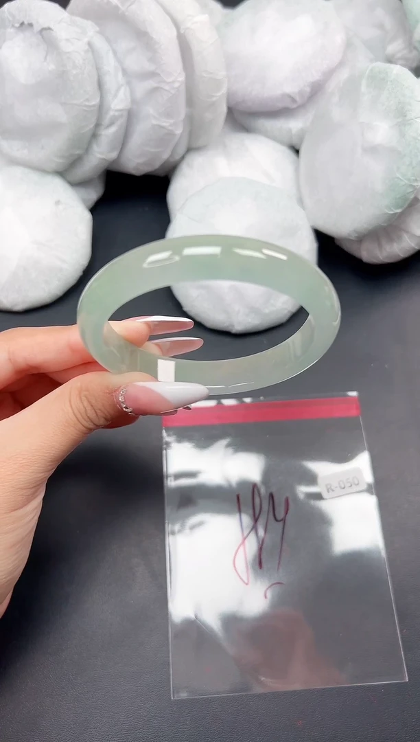 精品手镯，一物一拍R-050