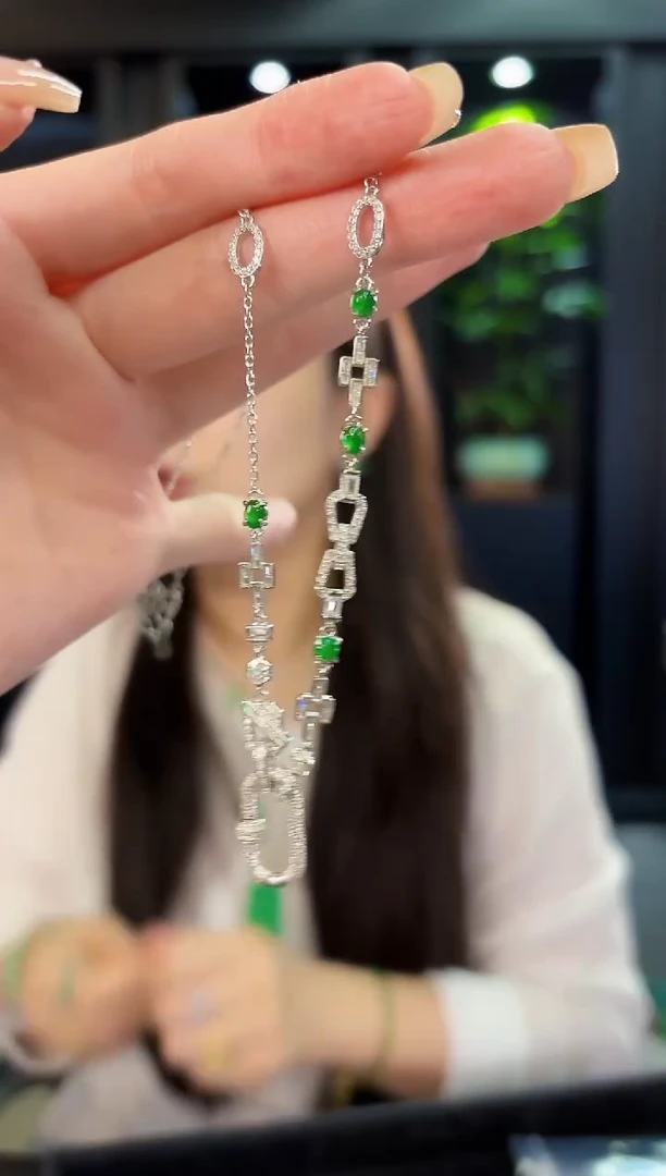 翡翠未镶嵌项链缅料A货/多样性发货/一件