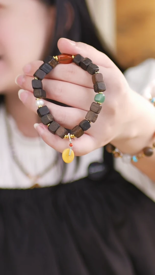 未镶嵌蜜蜡手串（达拉干奇楠+蜜蜡）