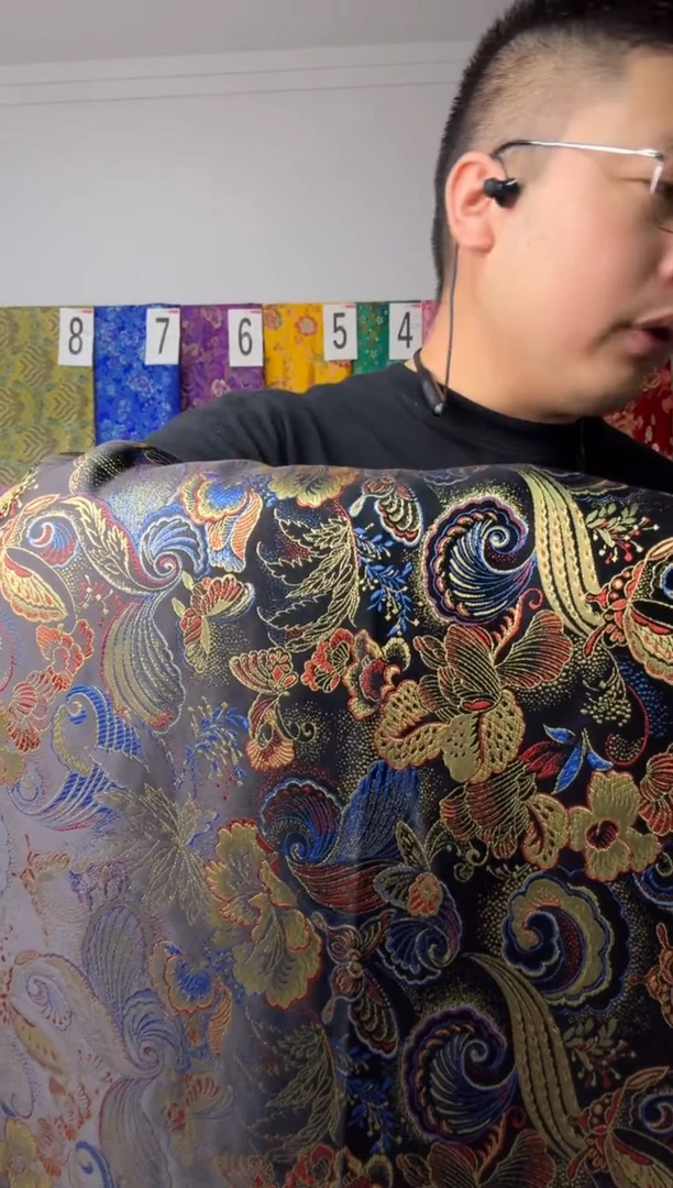 混纺织锦缎长60公分 宽110