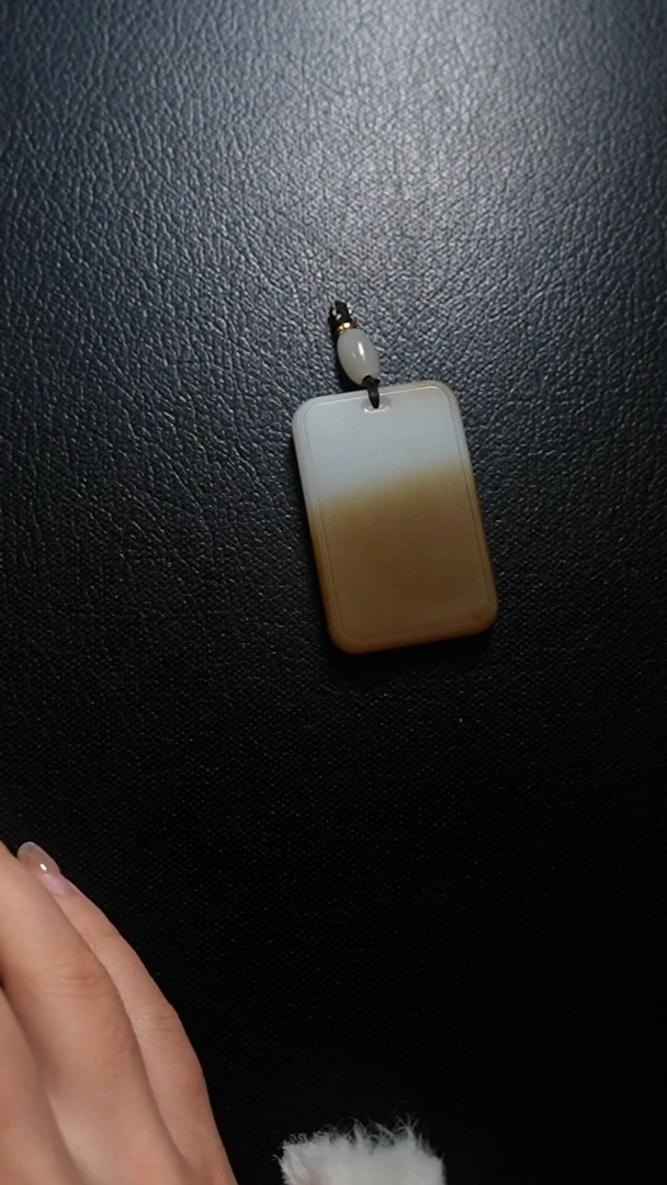 颈饰未镶嵌和田玉无事牌