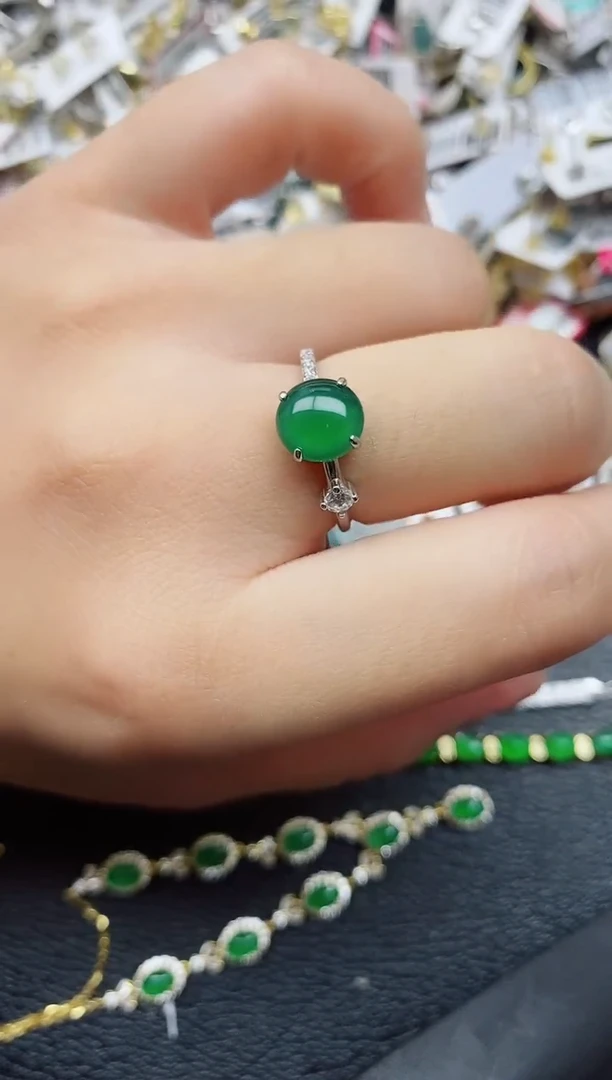 银S925镶嵌戒指翡翠1