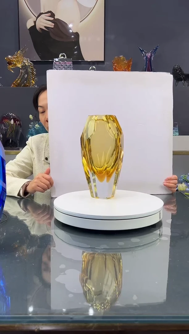 琉璃富**伴水晶琉璃花瓶1个