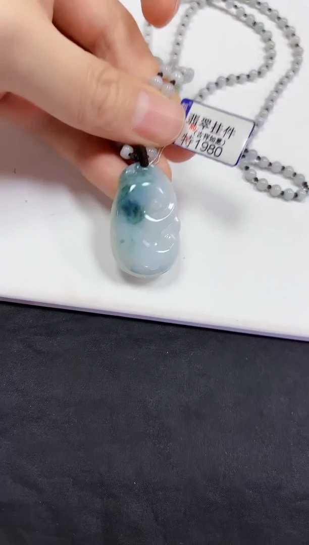 【闪购商品】翡翠颈饰未镶嵌挂件