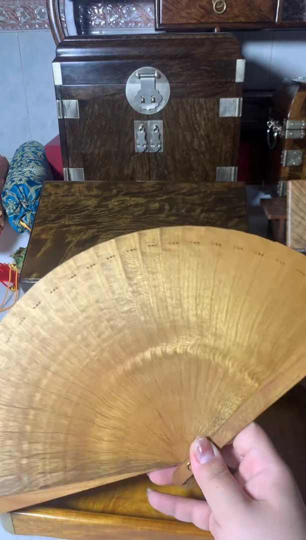 手串/手链楠木（金丝楠）小叶金丝楠木扇子