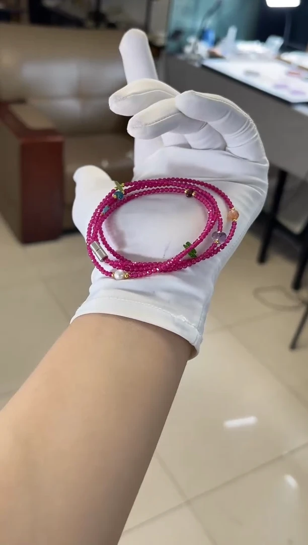 手串未镶嵌红宝石小*果，红宝石米粒珠多圈手串