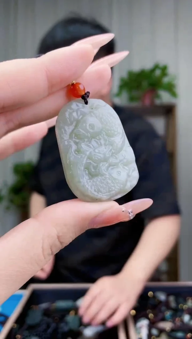 和田玉未镶嵌挂件拍一发一，多样性发货！