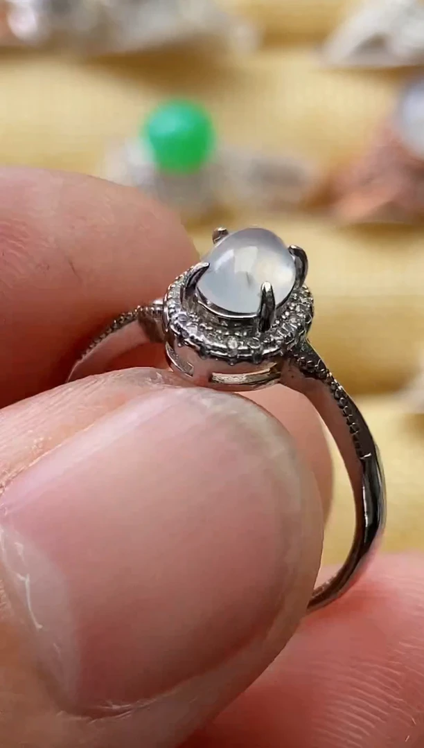 【闪购商品】翡翠戒指银S925镶嵌0000