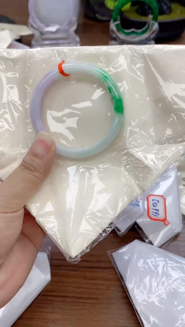 未镶嵌一物一图正品缅料飘花女士所拍所得54.7