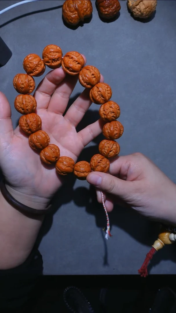 把件文玩核桃23左右大八棱手串