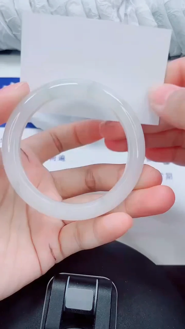 未镶嵌手镯石英质玉55-55/56