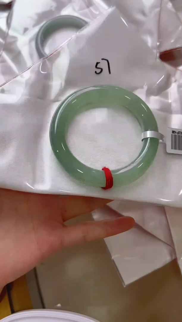 【闪购商品】翡翠手镯未镶嵌多样性发货拍一发一