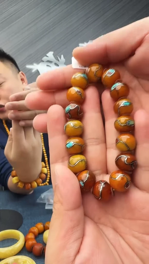 蜜蜡未镶嵌珠宝奇石假一罚十30，14多样性发其一