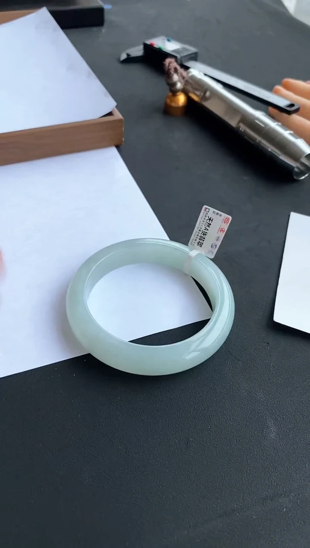 翡翠手镯未镶嵌12号60.5*13*9.5正圈