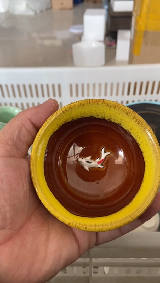 杯子瓷无运费险有瑕疵的摄影的产品有使用过的痕迹有点脏介意勿拍