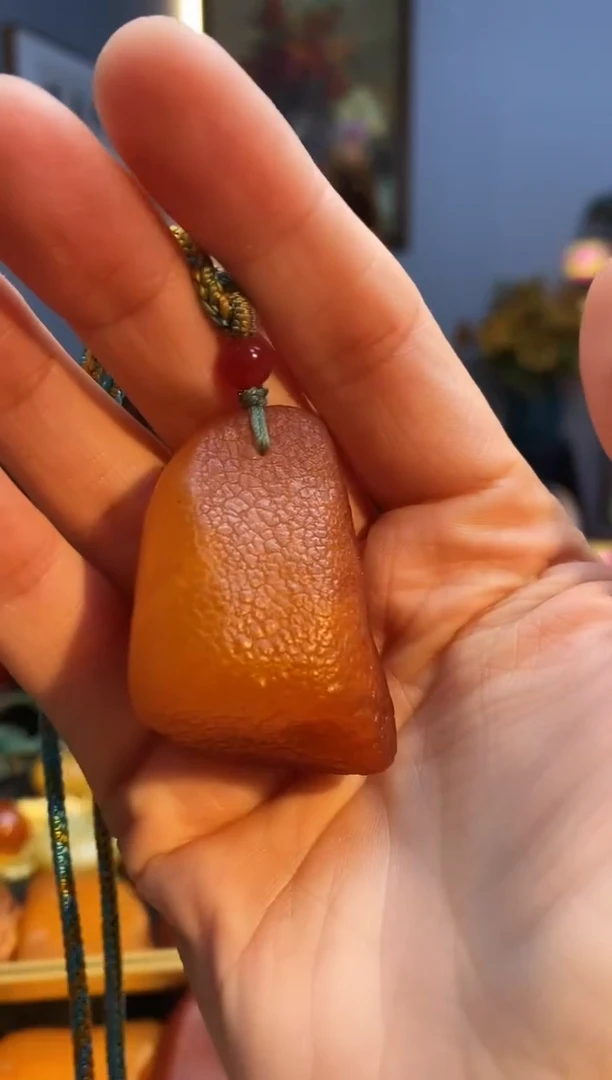 琥珀颈饰未镶嵌挂件