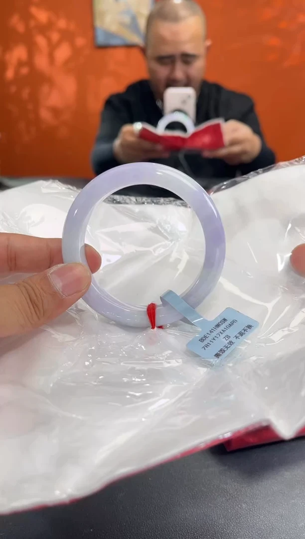 未镶嵌手镯翡翠7