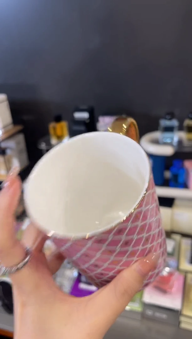 瓷片随机颜色--------------