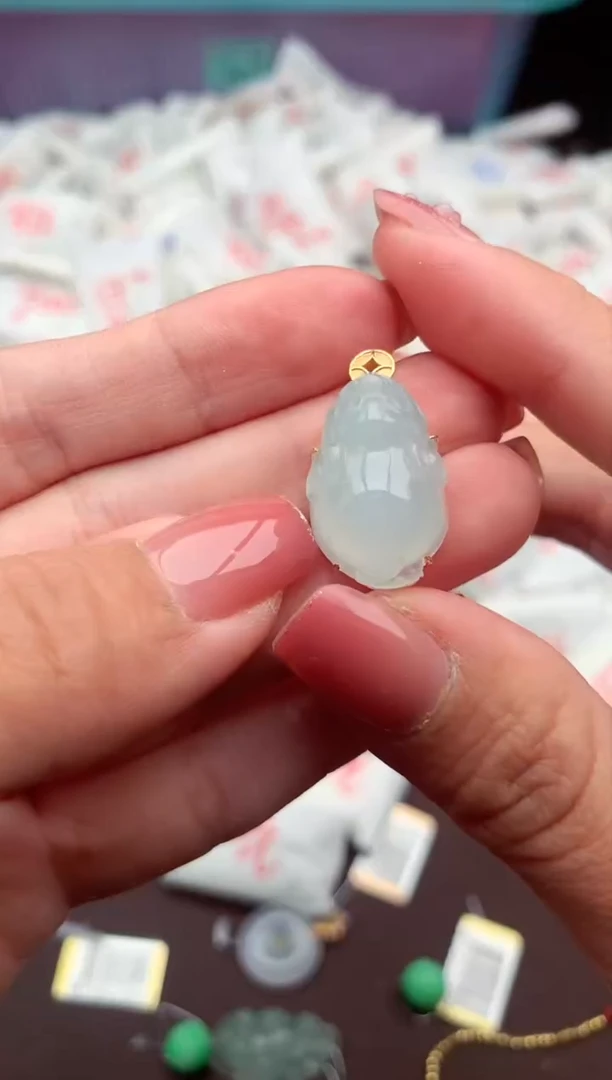 【闪购商品】翡翠颈饰18K金镶嵌一