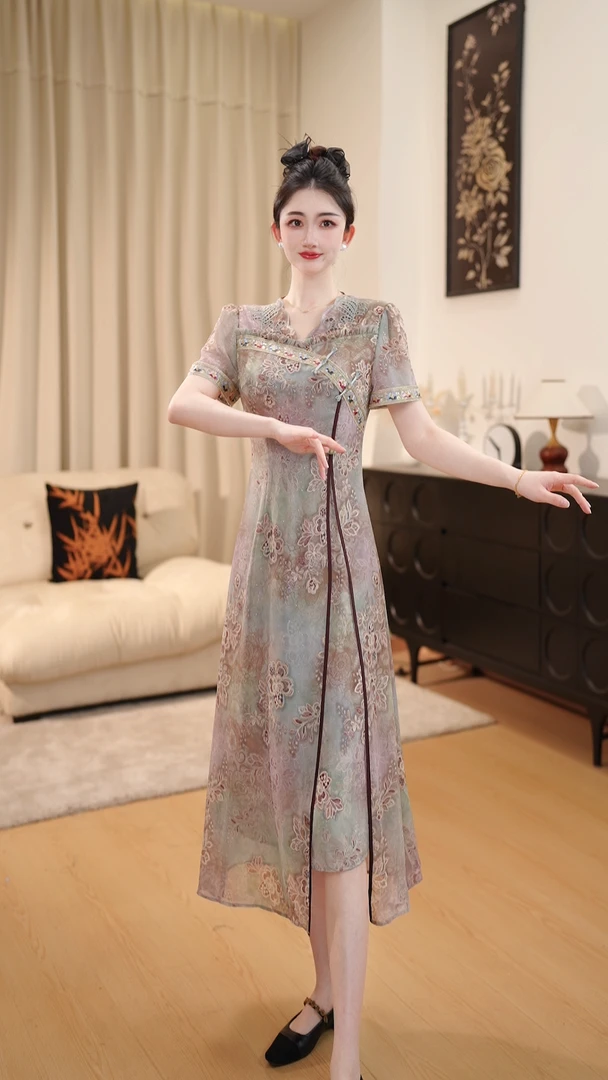 【LZ】2025夏季短袖显瘦轻奢时尚气质大码连衣裙DLS0664