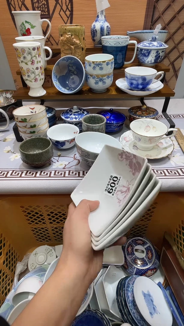 摆件暖?瓷片瓷片瓷片