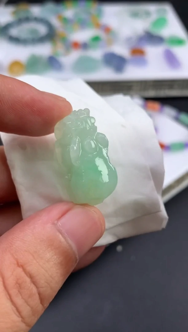 未镶嵌定制翡翠吴***安翡翠