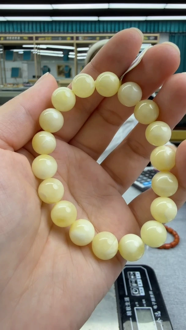 未镶嵌琥珀手链16秒拍号 假一罚三