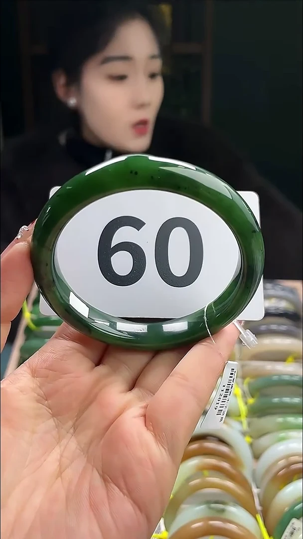 定制和田玉和田玉手镯