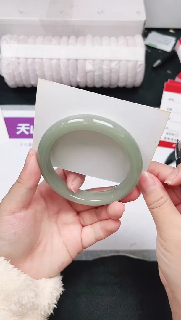 未镶嵌手镯石英质玉46-60