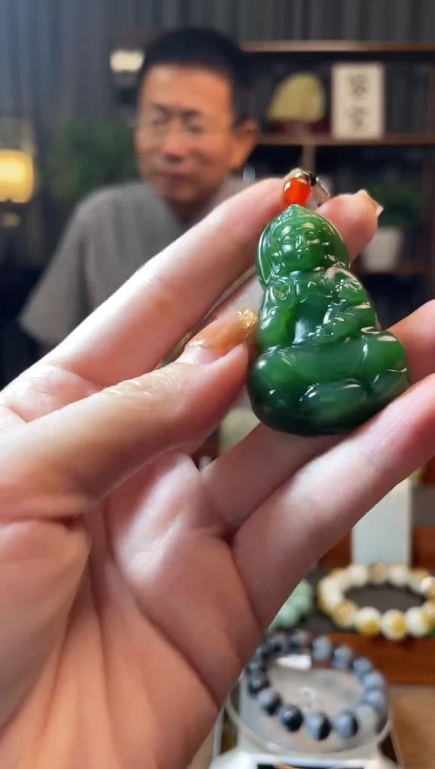 和田玉未镶嵌吊坠(不含链)观音