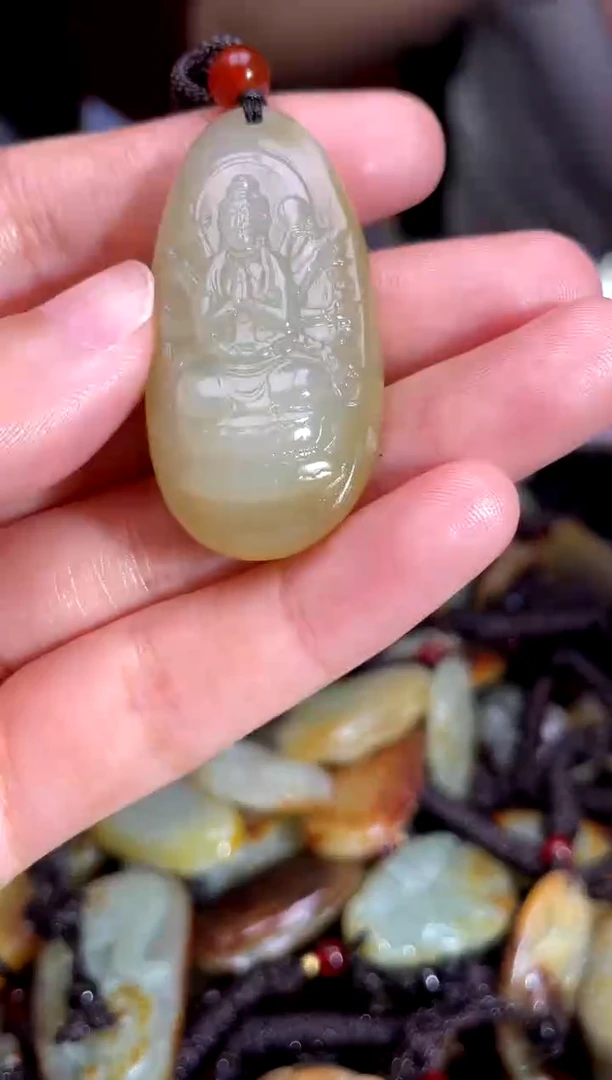 和田玉未镶嵌挂件1