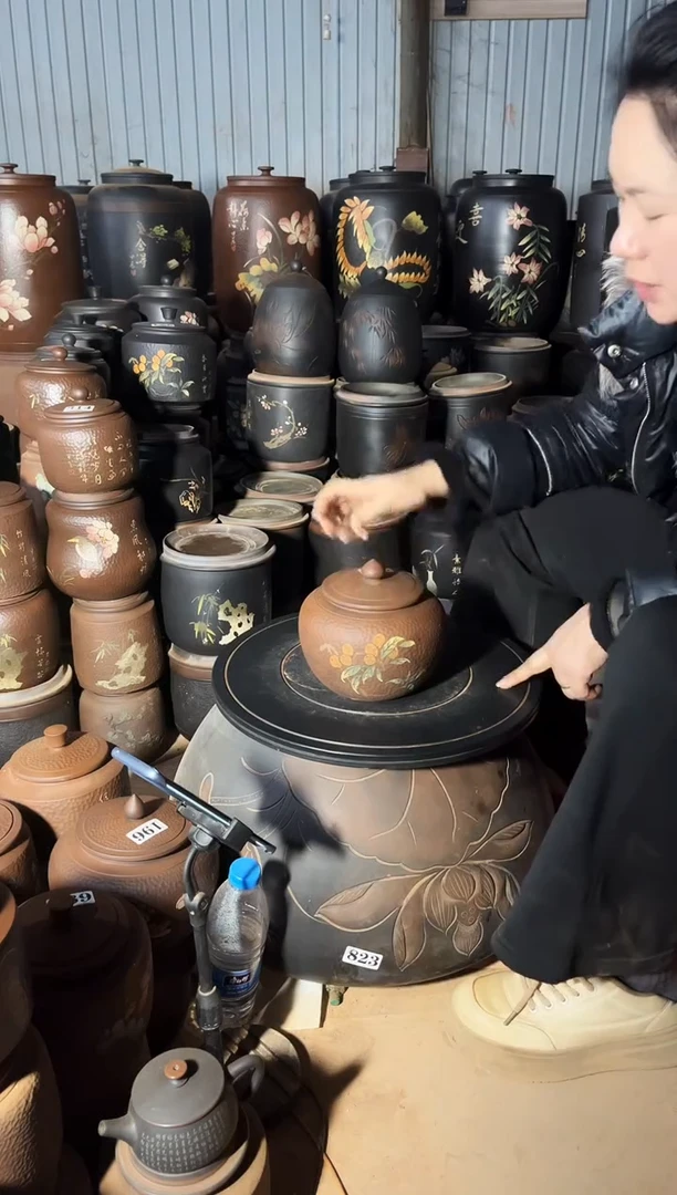 【闪购商品】壶瑕疵茶叶罐 古铜色小苹果 249