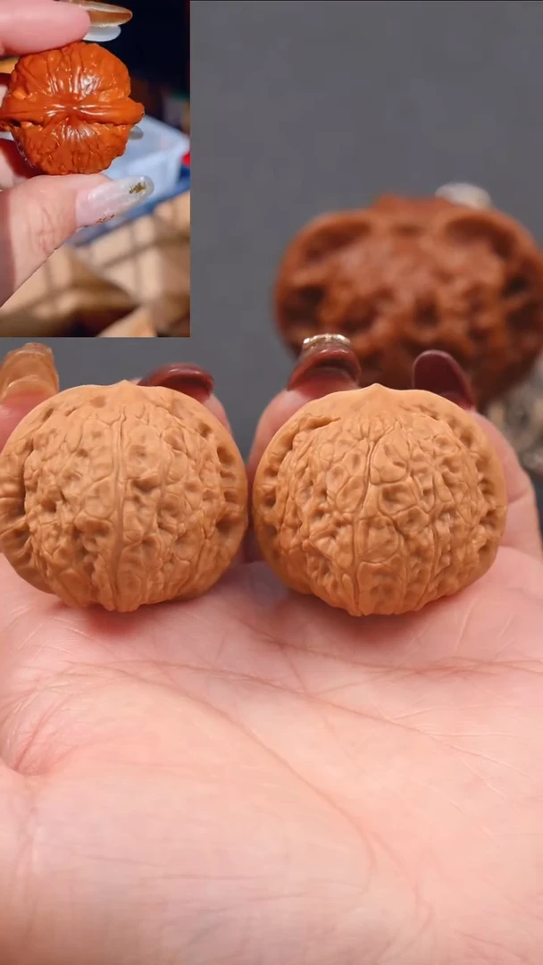 【闪购商品】文玩核桃把件35夜明珠