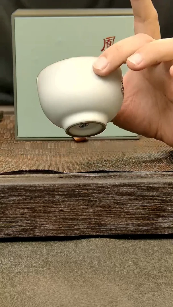 茶盏232=。。。。。。。